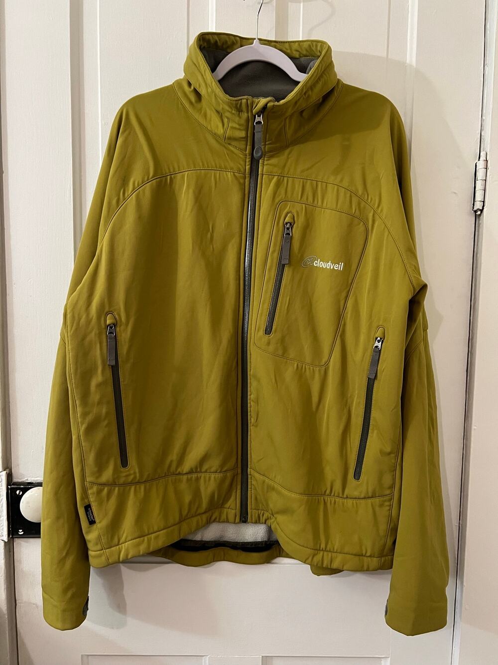Cloudveil men’s large inertia peak softshell fleece lined jacket coat pea green